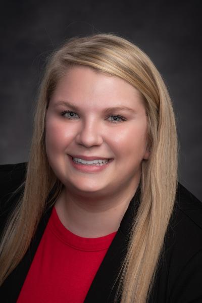 Courtney Kunze, FNP headshot