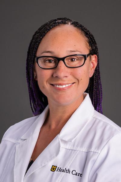 Kari Malwitz, MD headshot