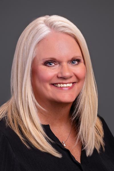 Lorie Bousquet, LPC headshot