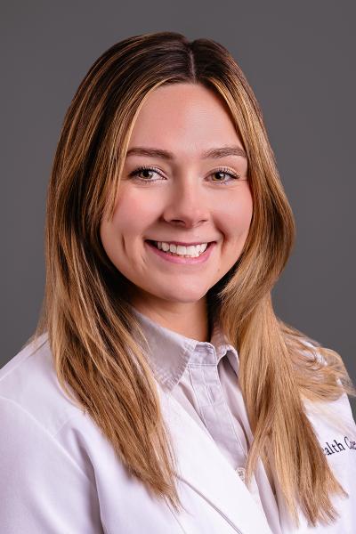 Mary Medovich, DC headshot