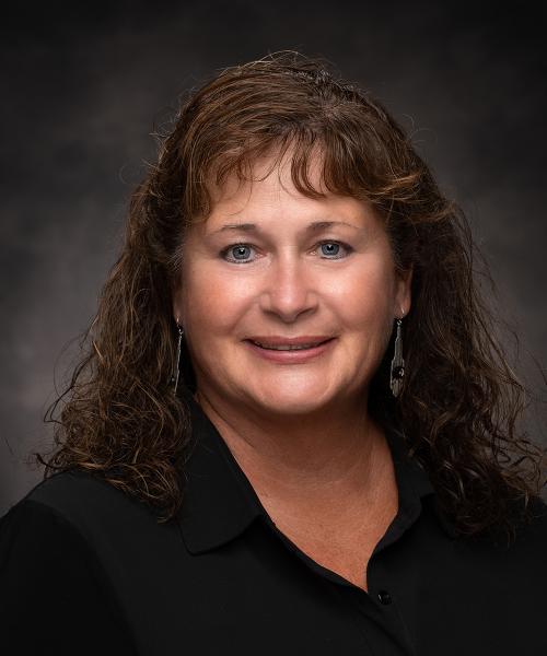 Theresa Hogg, CRNA headshot