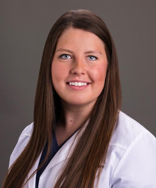 Allison Miller, MD headshot